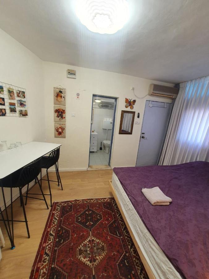 יחידת דיור מקסימה בפתח תקווה Apartman Petach Tikva Kültér fotó